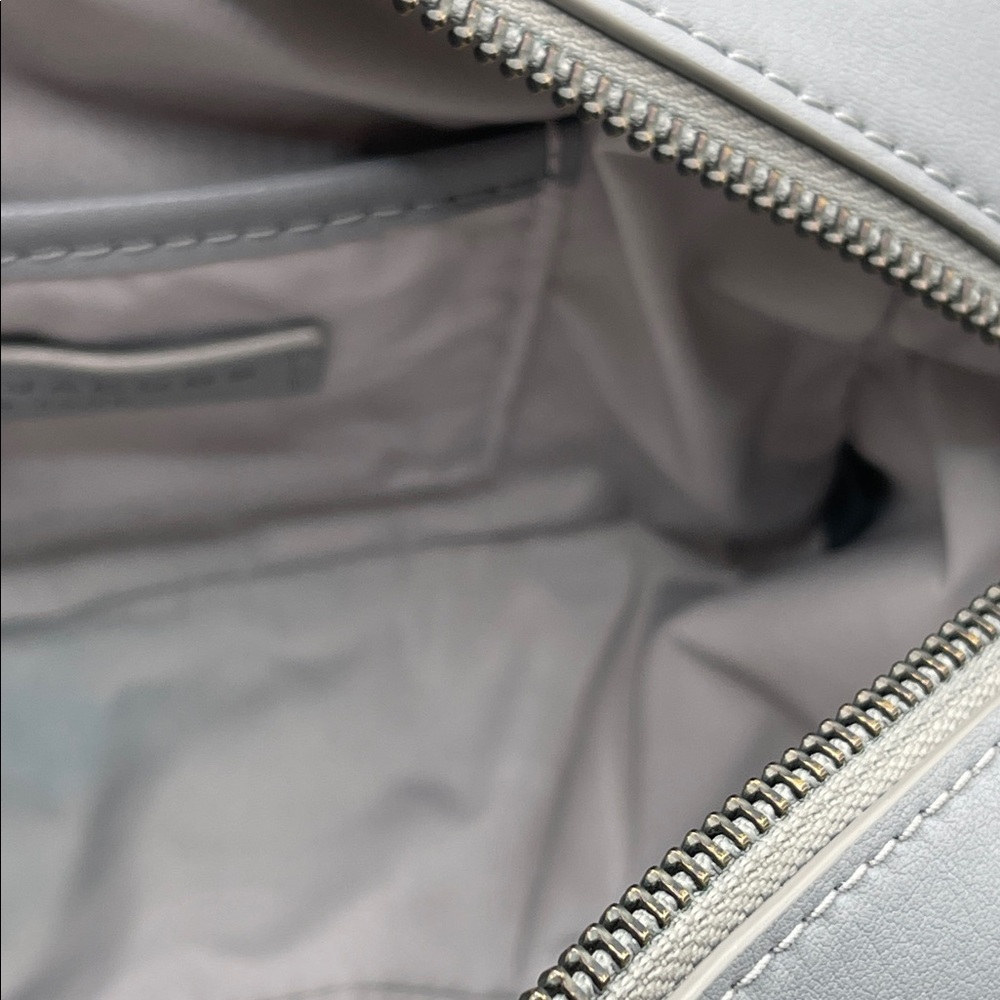 Marc Jacobs The Flash leather Crossbody bag - Picture 8 of 12